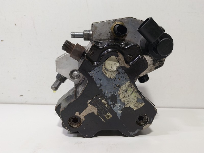 Recambio de bomba inyeccion para mercedes-benz clase c (w204) c 320 cdi (204.022) referencia OEM IAM 0445010145  