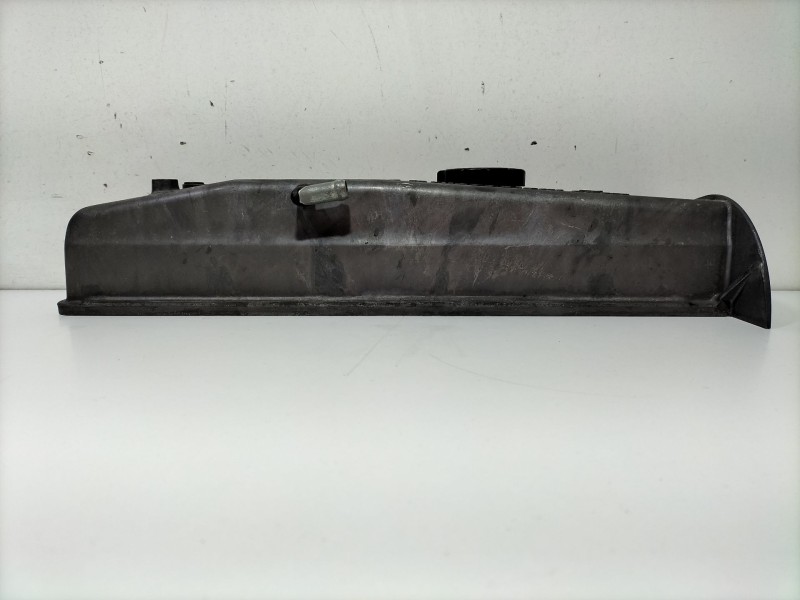 Recambio de tapa balancines para mitsubishi montero (v20/v40) 2.5 turbodiesel referencia OEM IAM 4d56  