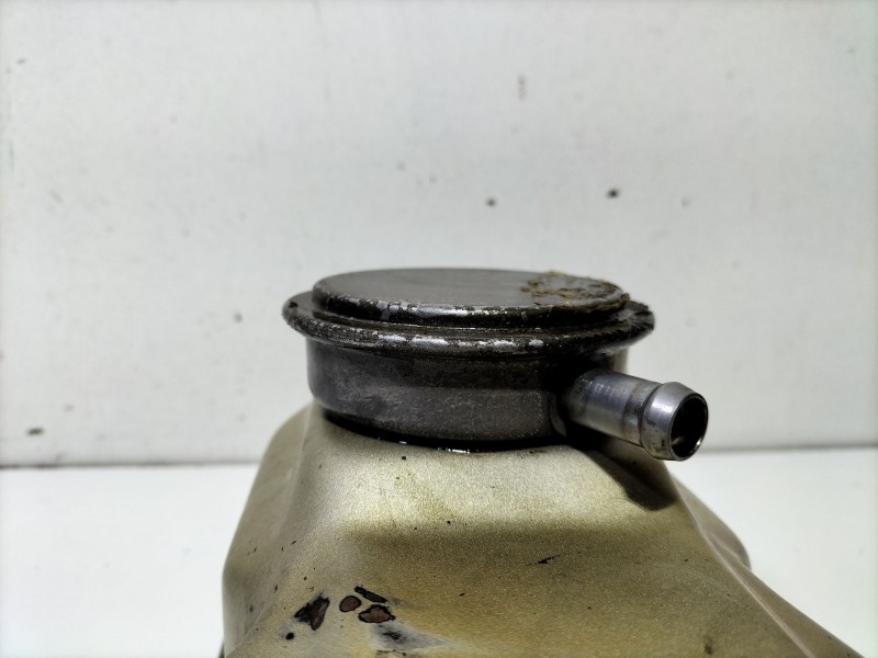 Recambio de tapa balancines para nissan terrano ii (r20) 2.7 td 4wd referencia OEM IAM td27  