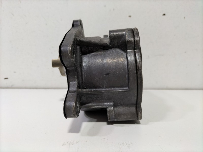 Recambio de depresor freno / bomba vacio para mercedes-benz clase e (w211) e 320 cdi (211.022) referencia OEM IAM A6422300165  