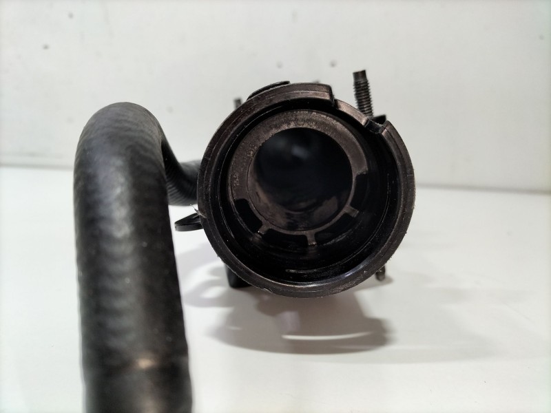 Recambio de tubo para citroën c4 cactus 1.5 bluehdi 100 referencia OEM IAM Z12002105  