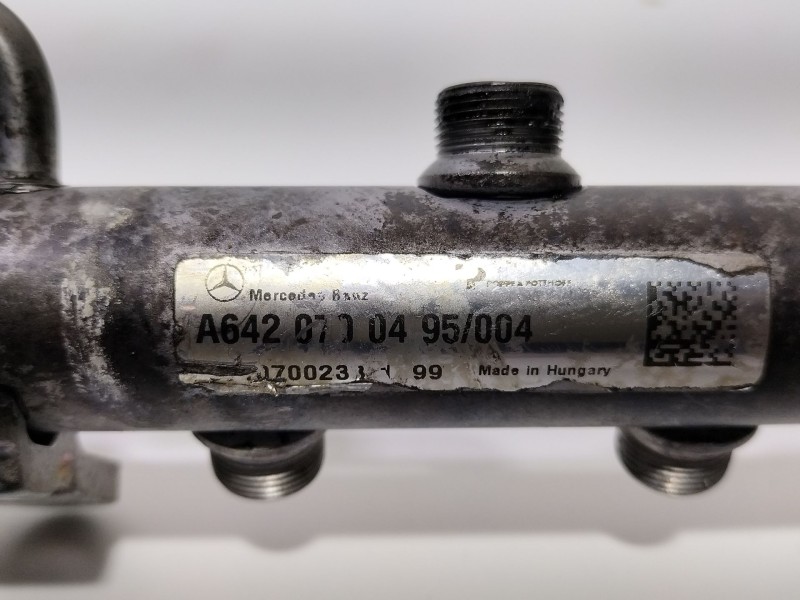 Recambio de rampa inyectora para mercedes-benz clase m (w164) 320 / 350 cdi (164.122) referencia OEM IAM A6420700495  