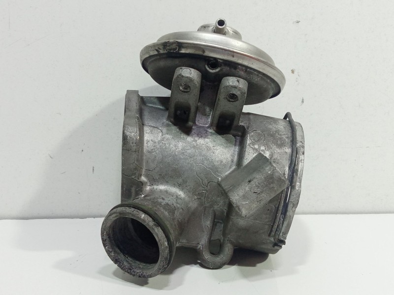 Recambio de valvula egr para mercedes-benz clase c (w203) sportcoupe c 220 cdi (203.706) referencia OEM IAM A6110900754  