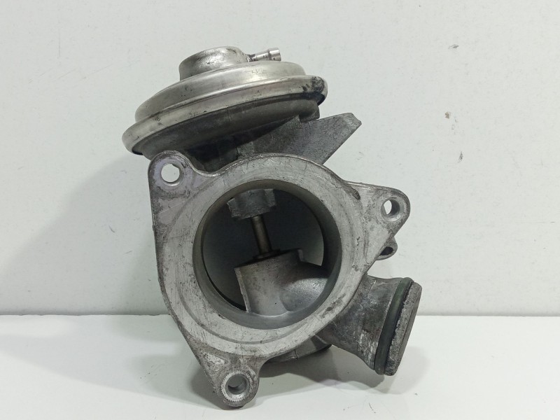 Recambio de valvula egr para mercedes-benz clase c (w203) sportcoupe c 220 cdi (203.706) referencia OEM IAM A6110900754  