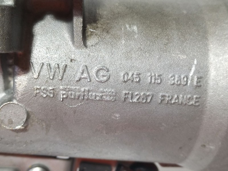 Recambio de enfriador aceite motor para volkswagen golf v (1k1) 2.0 tdi referencia OEM IAM 045115389E  