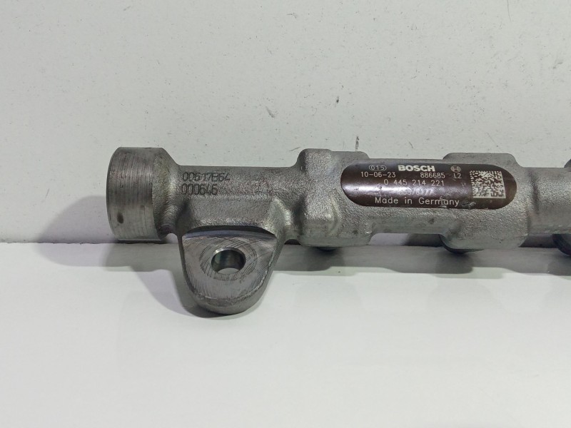 Recambio de rampa inyectora para opel insignia a (g09) 2.0 cdti (68) referencia OEM IAM 0445214221  