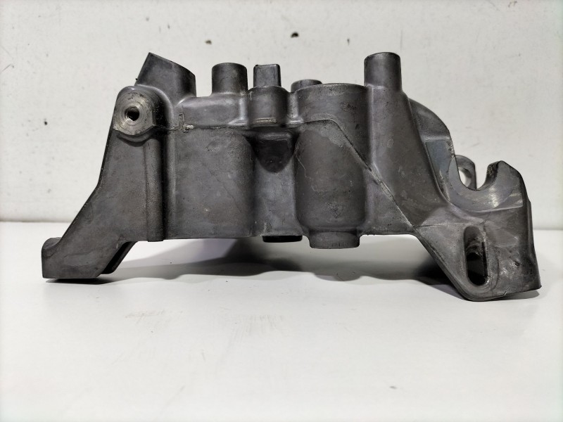 Recambio de soporte alternador para citroën berlingo (er_, ec_) 1.5 bluehdi 100 referencia OEM IAM 9808696680  