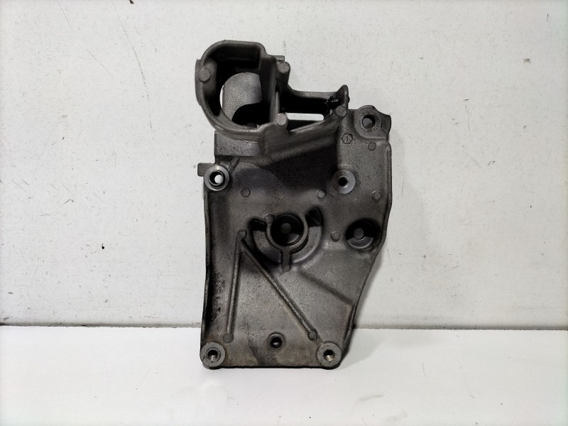 Recambio de soporte alternador para citroën c4 iii (ba_, bb_, bc_) 1.5 bluehdi 130 (bbyhzb) referencia OEM IAM 9823598480  