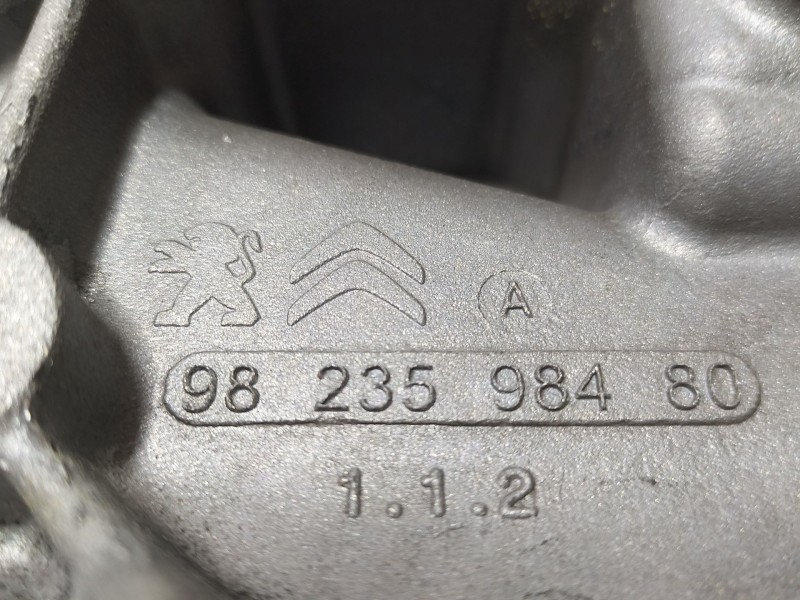 Recambio de soporte alternador para citroën c4 iii (ba_, bb_, bc_) 1.5 bluehdi 130 (bbyhzb) referencia OEM IAM 9823598480  