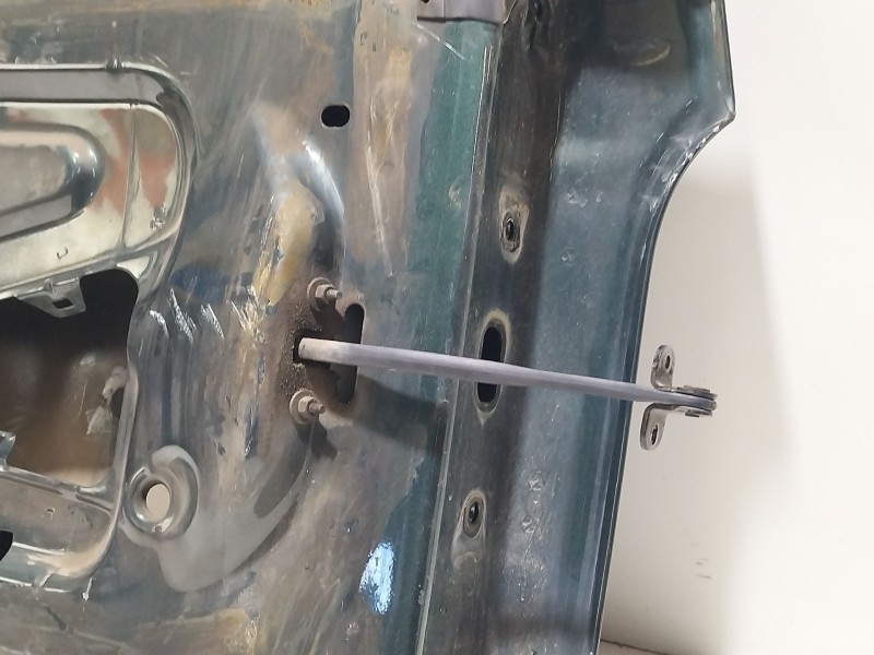 Recambio de porton trasero para jeep liberty referencia OEM IAM JEEP CHEROKEE (KJ) 2.5 CRD Básico 2001 - 2002 2500.0 143CV Caja 