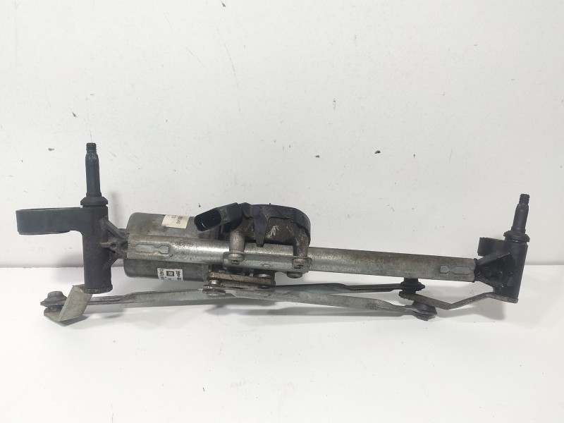 Recambio de motor limpia delantero para opel corsa d ´´111 years´´ referencia OEM IAM 13182340  