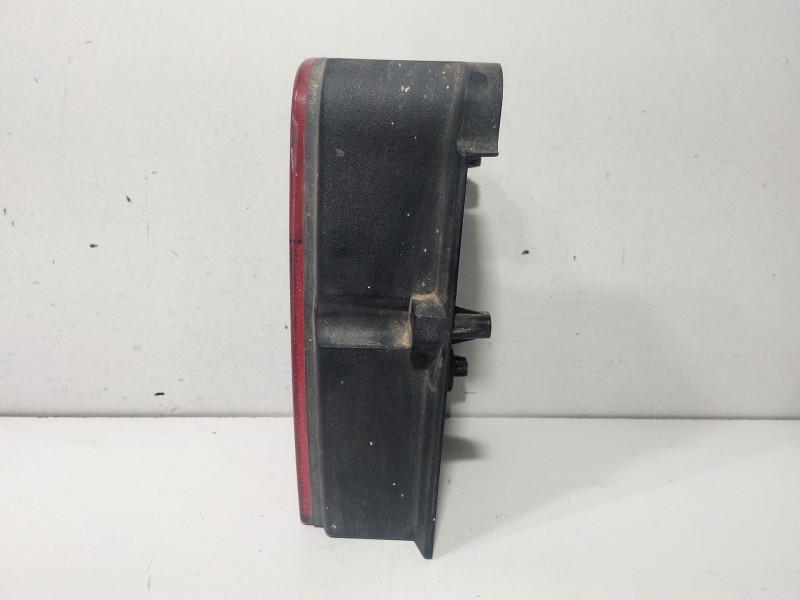 Recambio de piloto trasero izquierdo para peugeot partner (s2) combi pro referencia OEM IAM 45050  