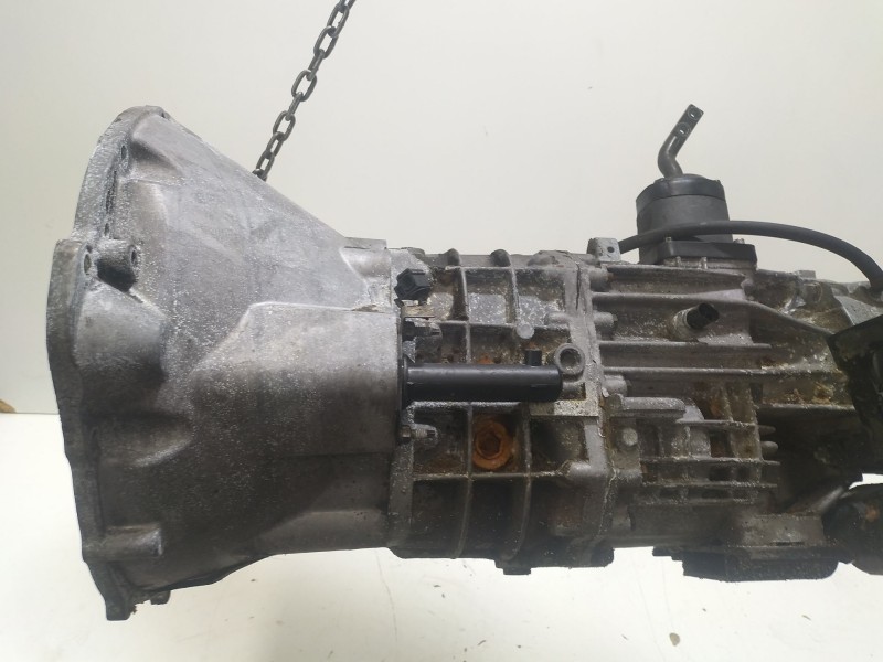 Recambio de caja cambios para jeep liberty referencia OEM IAM P52104820AD  