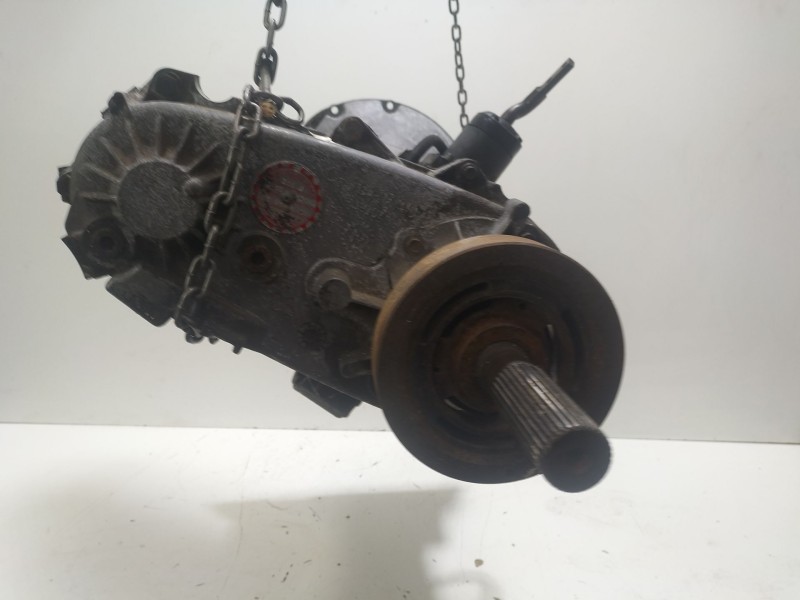 Recambio de caja cambios para jeep liberty referencia OEM IAM P52104820AD  