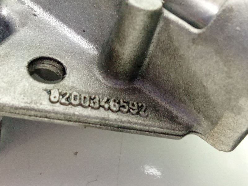 Recambio de bomba aceite para nissan qashqai i (j10, nj10) 2.0 dci referencia OEM IAM 8200345633  