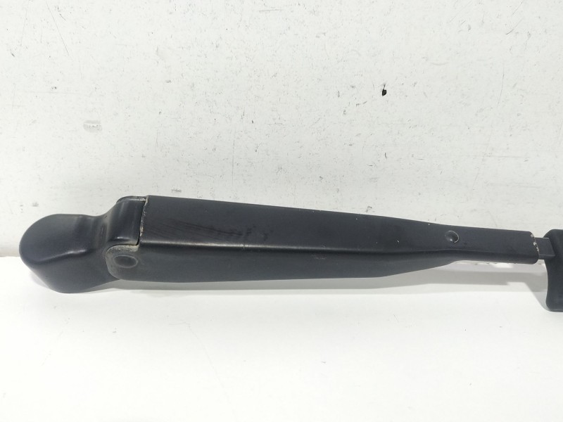 Recambio de brazo limpia trasero para jeep liberty referencia OEM IAM 55155885AA  