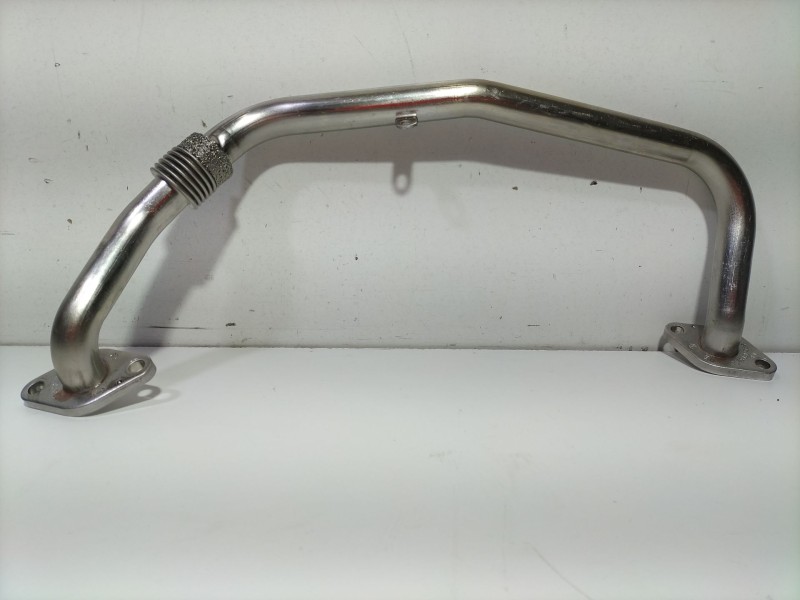 Recambio de tubo para volkswagen passat b6 variant (3c5) 2.0 tdi referencia OEM IAM 03G131521D  