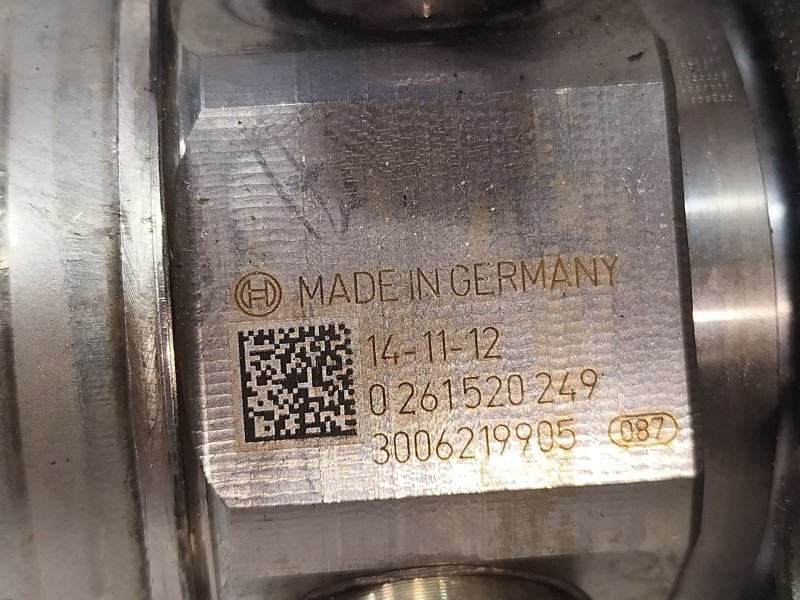 Recambio de bomba inyeccion para mini mini (f56) cooper referencia OEM IAM 0261520249  