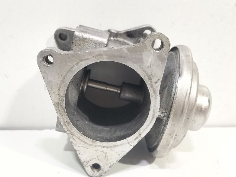 Recambio de valvula egr para skoda octavia ii (1z3) 2.0 tdi 16v referencia OEM IAM 038129637D  