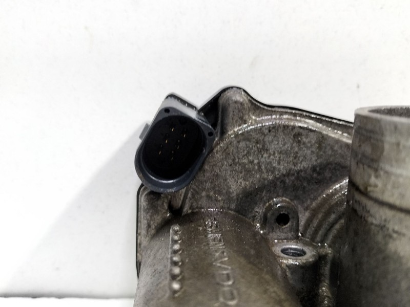 Recambio de caja mariposa para volkswagen golf iv (1j1) 1.4 16v referencia OEM IAM 03C133062B  