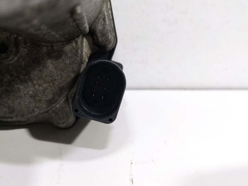 Recambio de caja mariposa para volkswagen golf iv (1j1) 1.4 16v referencia OEM IAM 03C133062B  