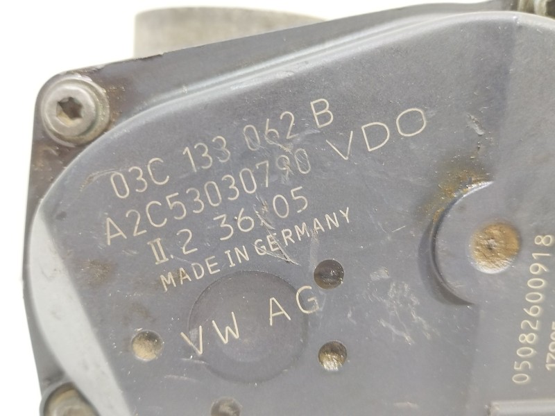 Recambio de caja mariposa para volkswagen golf iv (1j1) 1.4 16v referencia OEM IAM 03C133062B  