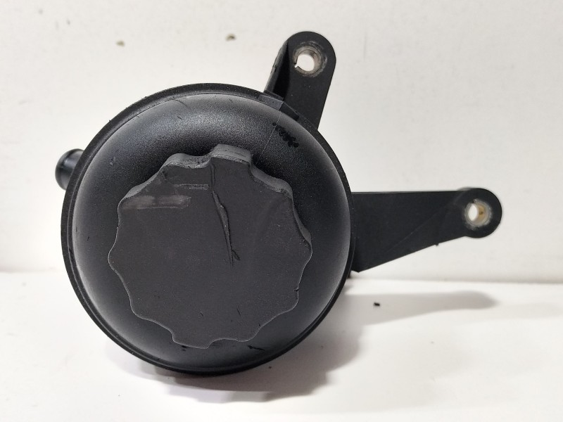 Recambio de deposito servo para mercedes-benz clase c (w204) c 220 cdi (204.008) referencia OEM IAM A2034600083  