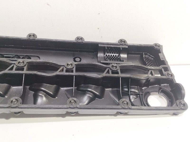 Recambio de tapa balancines para mercedes-benz clase c (w204) berlina 2.1 cdi cat referencia OEM IAM A6510103645  