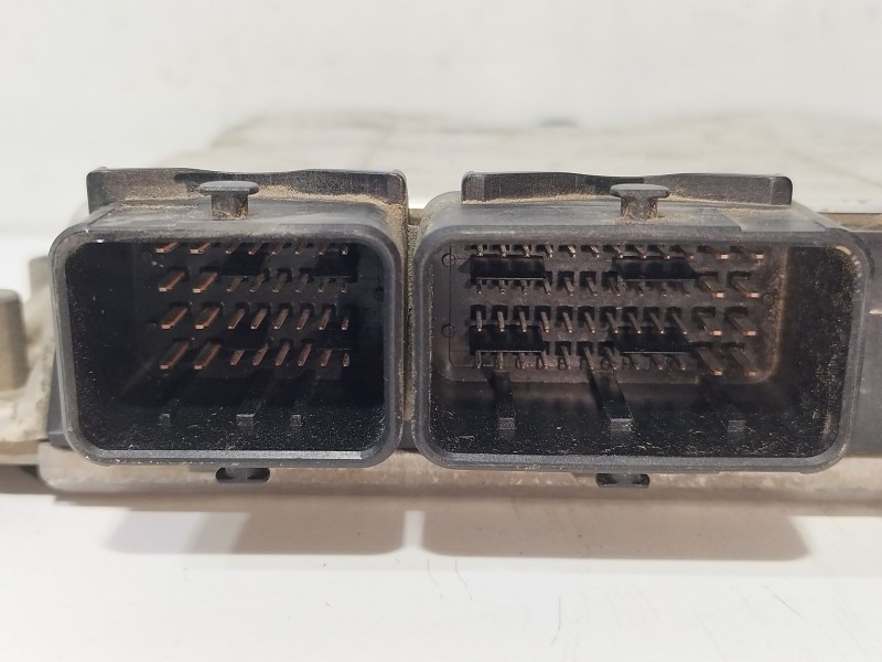 Recambio de centralita motor uce para citroën xsara picasso 2.0 hdi 90 sx top referencia OEM IAM 0281011084  