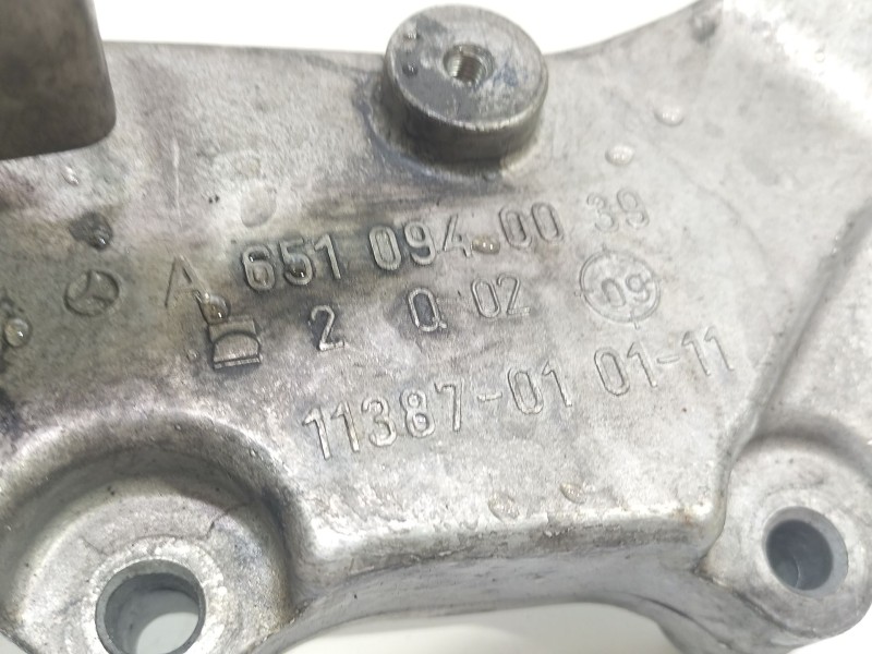 Recambio de soporte motor para mercedes-benz clase c (w204) c 220 cdi (204.008) referencia OEM IAM A6510940039  