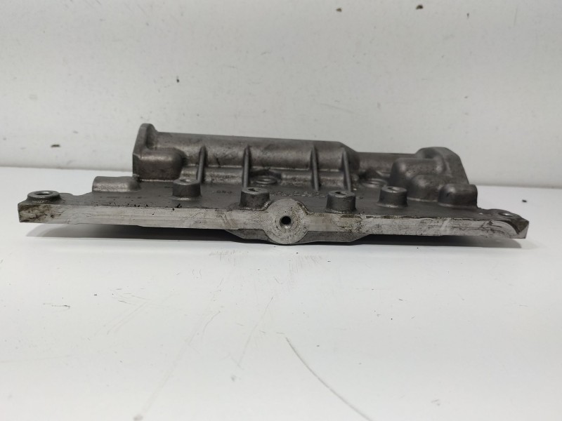 Recambio de tapa distribucion para mercedes-benz clase c (w204) c 250 cdi (204.003) referencia OEM IAM A6510150201  