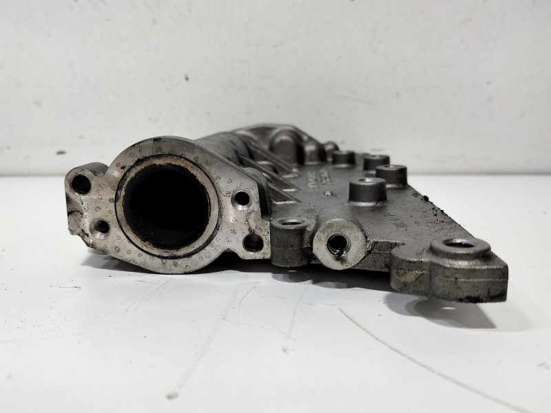 Recambio de tapa distribucion para mercedes-benz clase c (w204) c 250 cdi (204.003) referencia OEM IAM A6510150201  