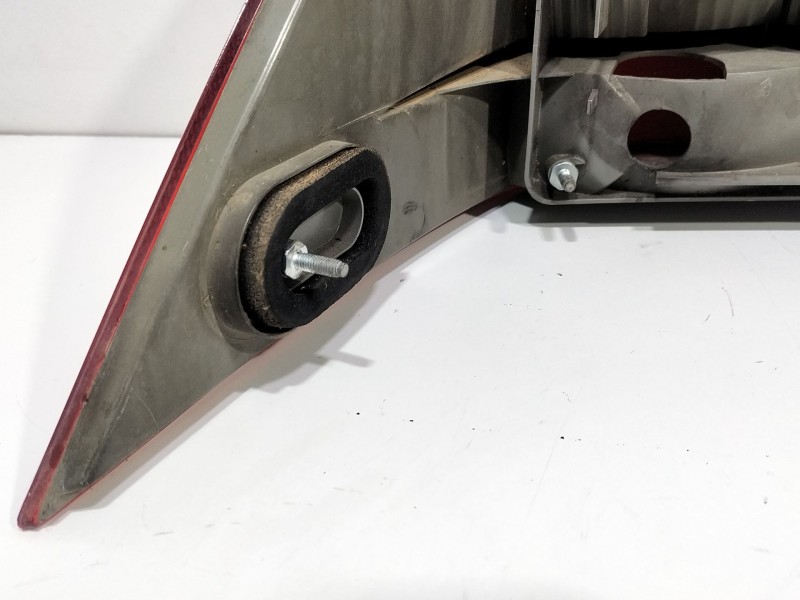 Recambio de piloto trasero derecho para mercedes-benz clase c (w203) berlina 220 cdi (203.006) referencia OEM IAM 2038200264R  