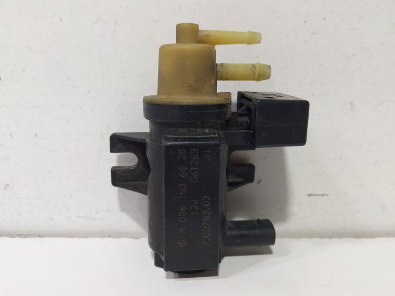 Recambio de valvula aire adicional para mercedes-benz clase b (w245) 200 cdi (245.208) referencia OEM IAM A0061536628  