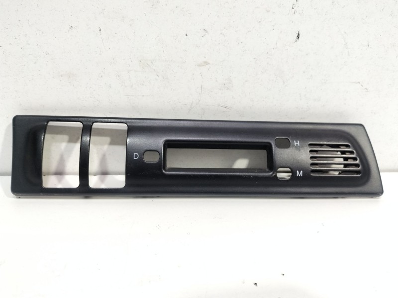 Recambio de moldura para citroën xsara berlina 1.9 d sx referencia OEM IAM 9623808677  