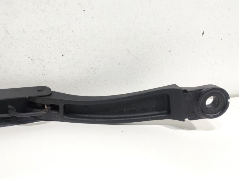 Recambio de brazo limpia delantero izquierdo para kia sportage ii (je_, km_) 2.0 i 16v referencia OEM IAM F00S51F006  