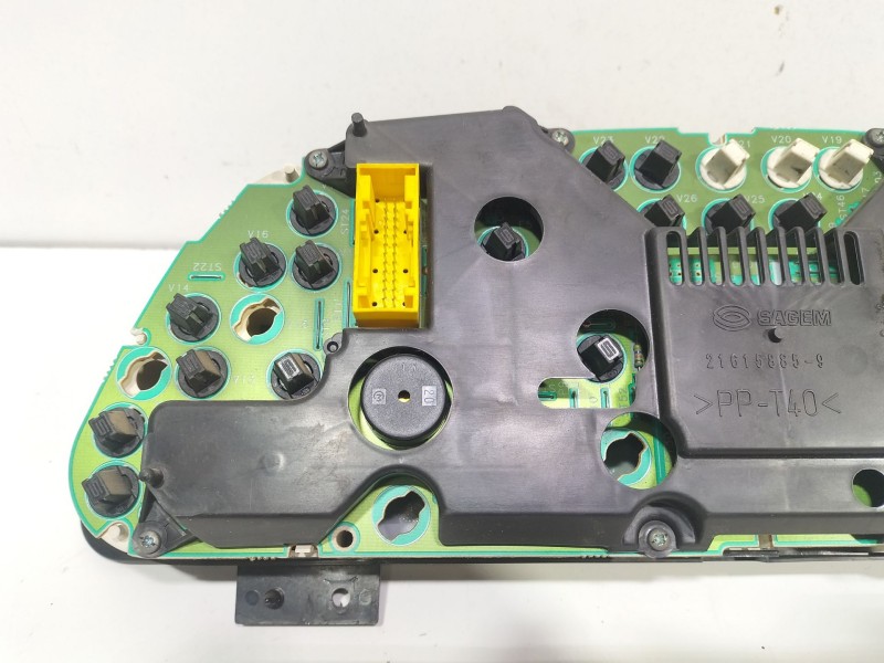 Recambio de cuadro instrumentos para citroën xsara berlina 1.9 d sx referencia OEM IAM 216524318  