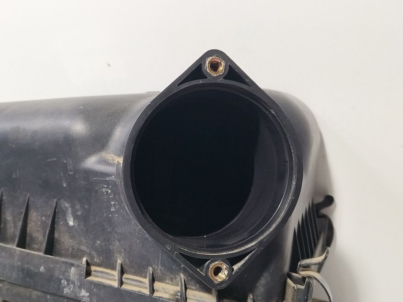 Recambio de caja filtro aire para hyundai tucson (jm) 2.0 crdi comfort (4wd) referencia OEM IAM 2.0crdi  