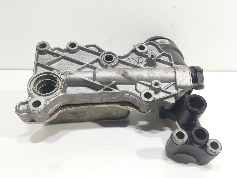 Recambio de soporte filtro aceite para mercedes-benz clase c (w205) c 220 bluetec / d (205.003) referencia OEM IAM A6511801165  