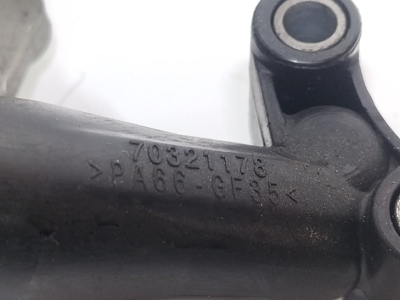 Recambio de soporte filtro aceite para mercedes-benz clase c (w205) c 220 bluetec / d (205.003) referencia OEM IAM A6511801165  