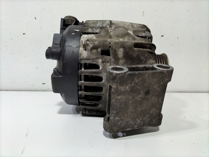 Recambio de alternador para ford focus iii 1.6 ti referencia OEM IAM AV6N10300HA  