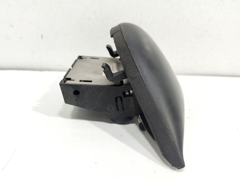 Recambio de pantalla multifuncion para mercedes-benz clase clk (w209) coupe 270 cdi (209.316) referencia OEM IAM A2035450332  