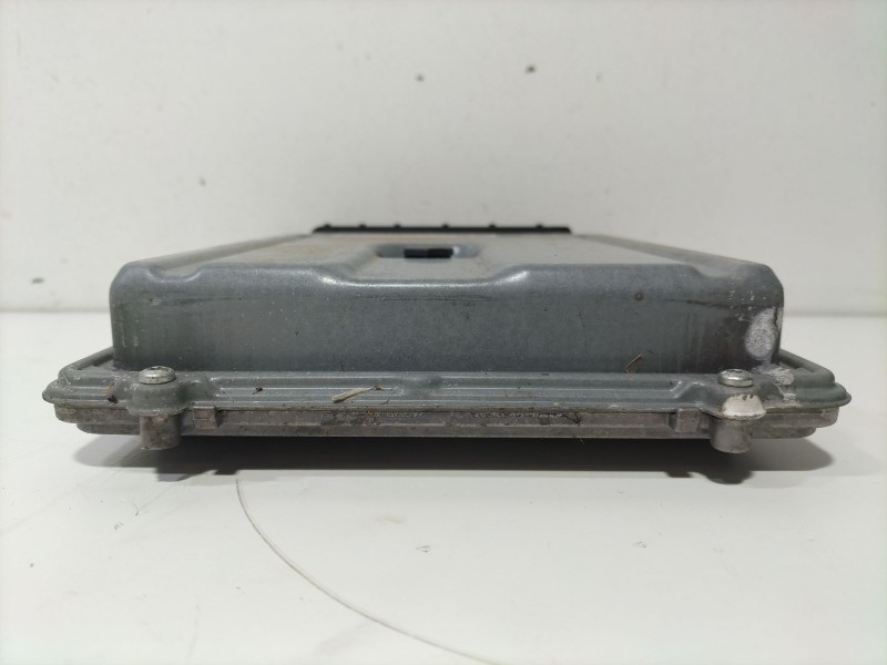 Recambio de centralita motor uce para land rover discovery iv (l319) 3.0 sdv6 4x4 referencia OEM IAM 0281017914  