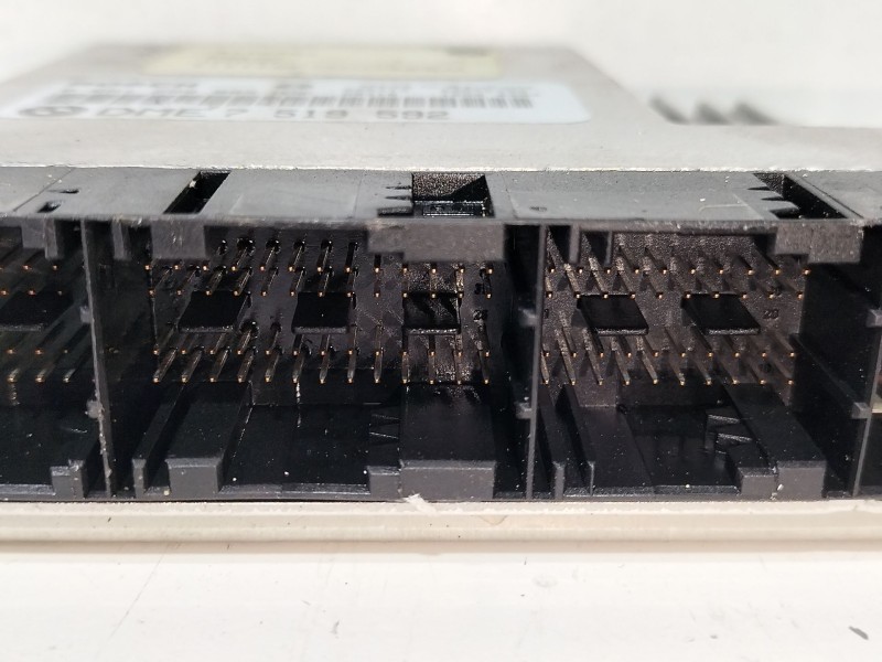 Recambio de centralita motor uce para bmw serie 3 coupe (e46) 318 ci referencia OEM IAM 0261209005  