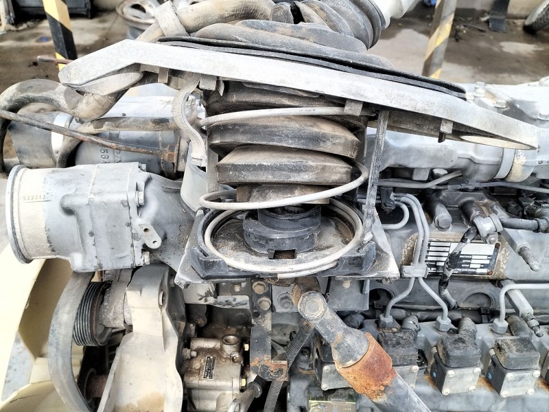 Recambio de motor completo para daf fat cf75.310 at 75 cf referencia OEM IAM PE228C  