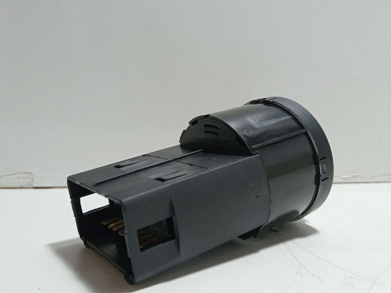 Recambio de mando luces para volkswagen golf iv (1j1) 1.9 tdi 4motion referencia OEM IAM 8bd941531  