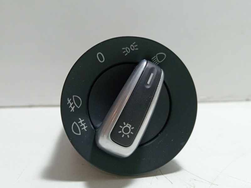 Recambio de mando luces para volkswagen golf iv (1j1) 1.9 tdi 4motion referencia OEM IAM 8bd941531  