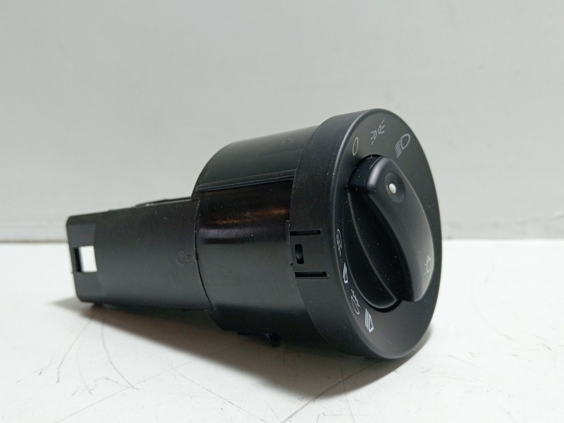 Recambio de mando luces para audi a6 avant (4f5) 2.7 tdi referencia OEM IAM 8e0941531a  