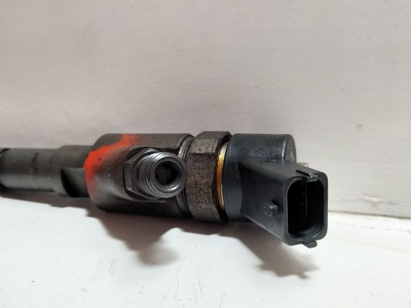 Recambio de inyector para peugeot 206 berlina 2.0 hdi cat referencia OEM IAM 9640088780  