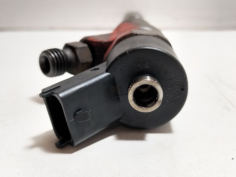 Recambio de inyector para peugeot 206 berlina 2.0 hdi cat referencia OEM IAM 9640088780  